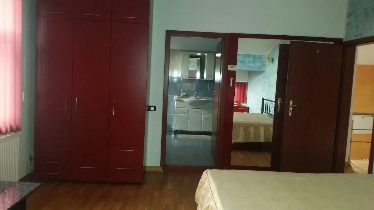 Cristalex Villaverde Bucharest Pantelimon Guest house